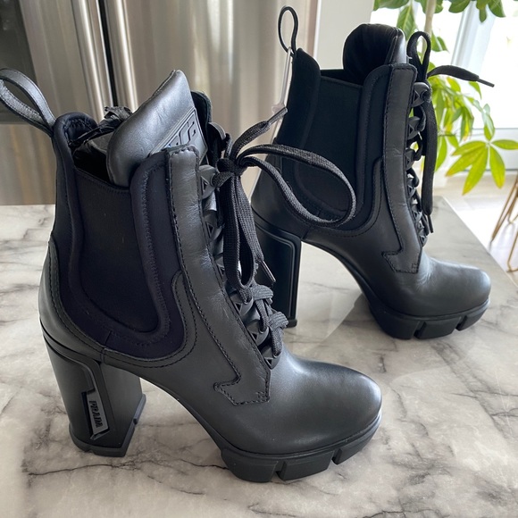 Prada Chunky Heeled Neoprene Ankle Boots BRAND NEW - Picture 4 of 7